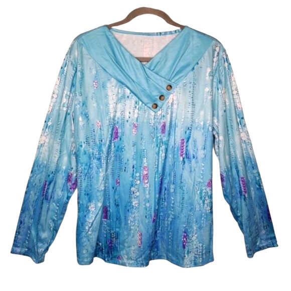 Tops - NEW Blue and White Printed Button Collar Top Plus Size XXL